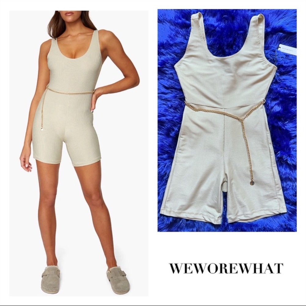 New! WeWoreWhat Scoop Belted Ribbed Chain Bodysuit in Khaki
